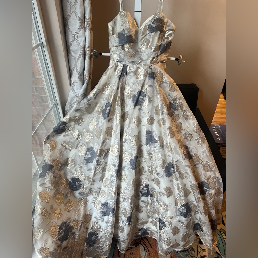 Dave & Johnny Elegant Floral Gown in Silver and Gold - Prom